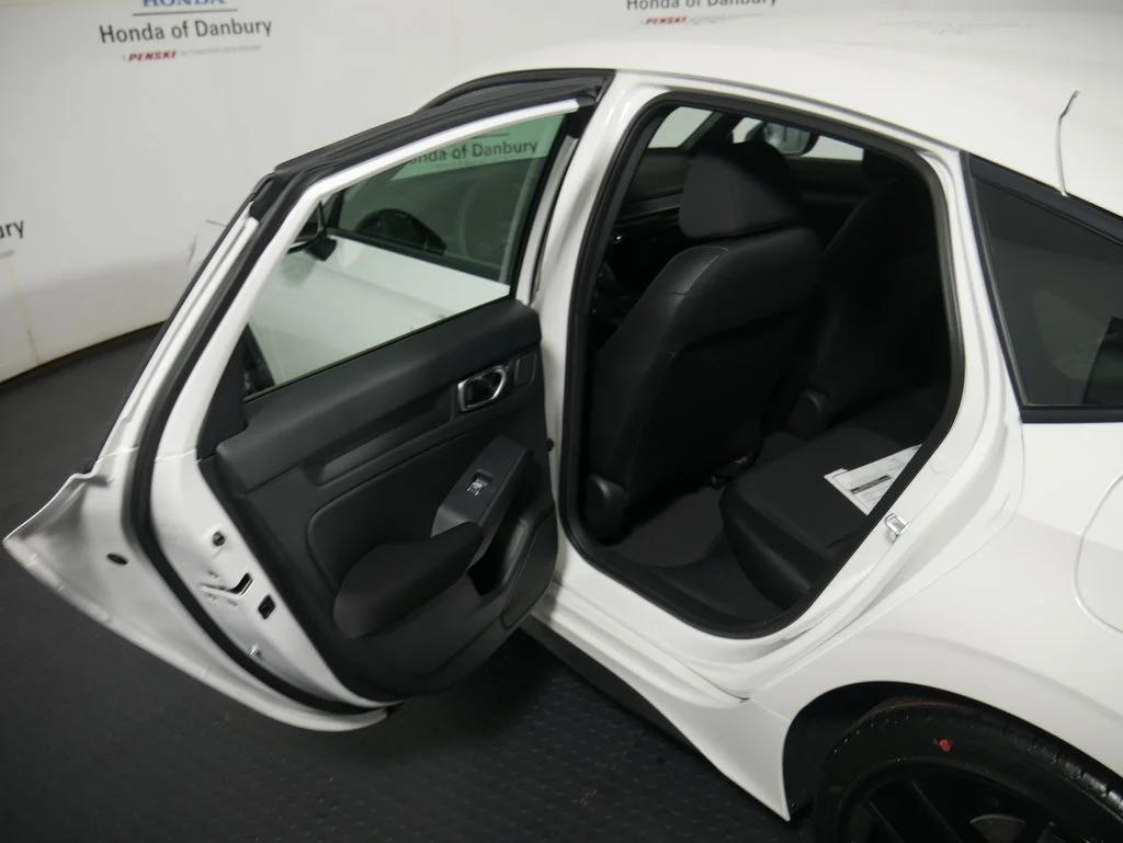 2026 Honda Civic Hatchback Sport - Photo 9