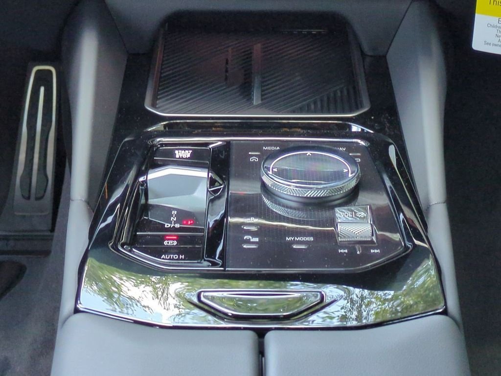 New 2027 Brooklyn Grey Metallic BMW 530i image 19