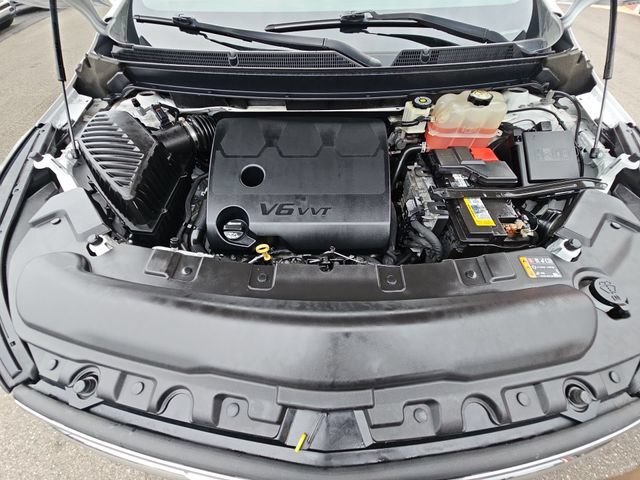 Used 2019 Includes Satin Nickel lower exterior accent color.) Buick Premium image 33