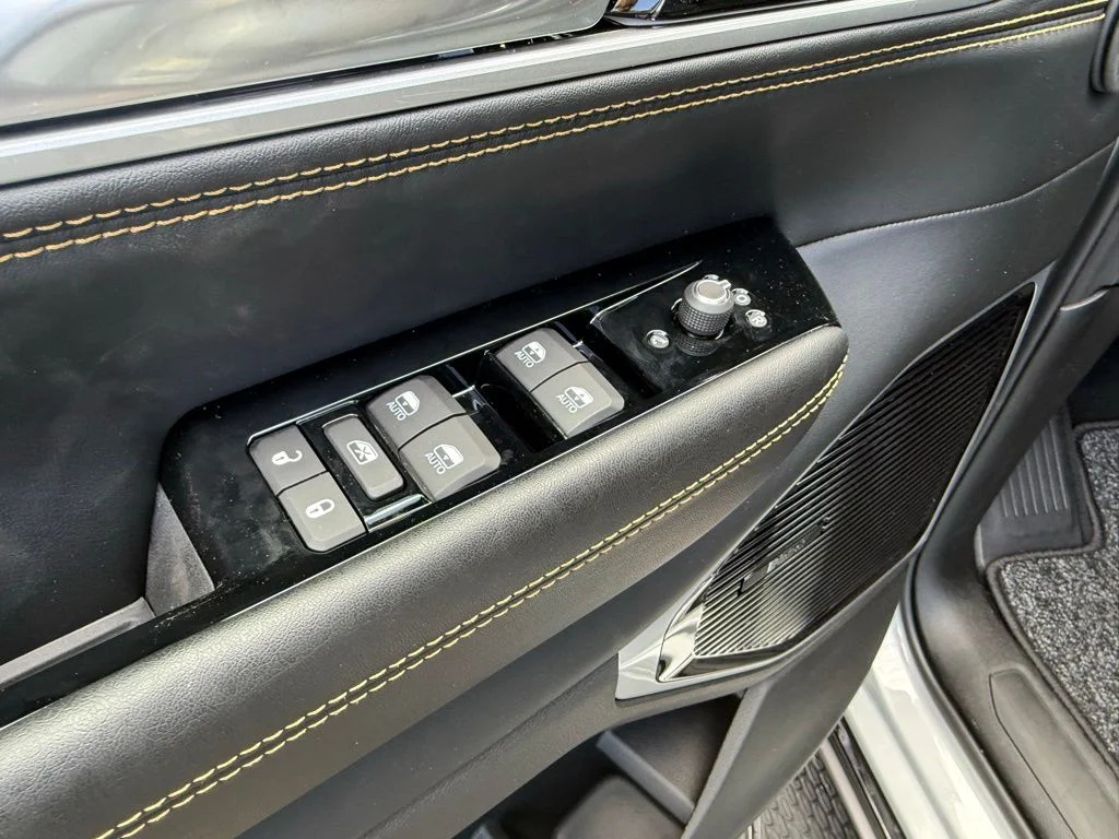 New 2026 Silver Jeep 85th Anniversary Edition image 13