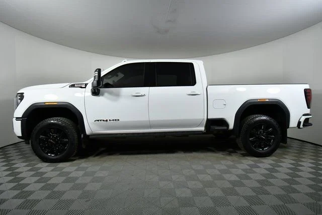 Used 2025 Summit White GMC AT4 image 16