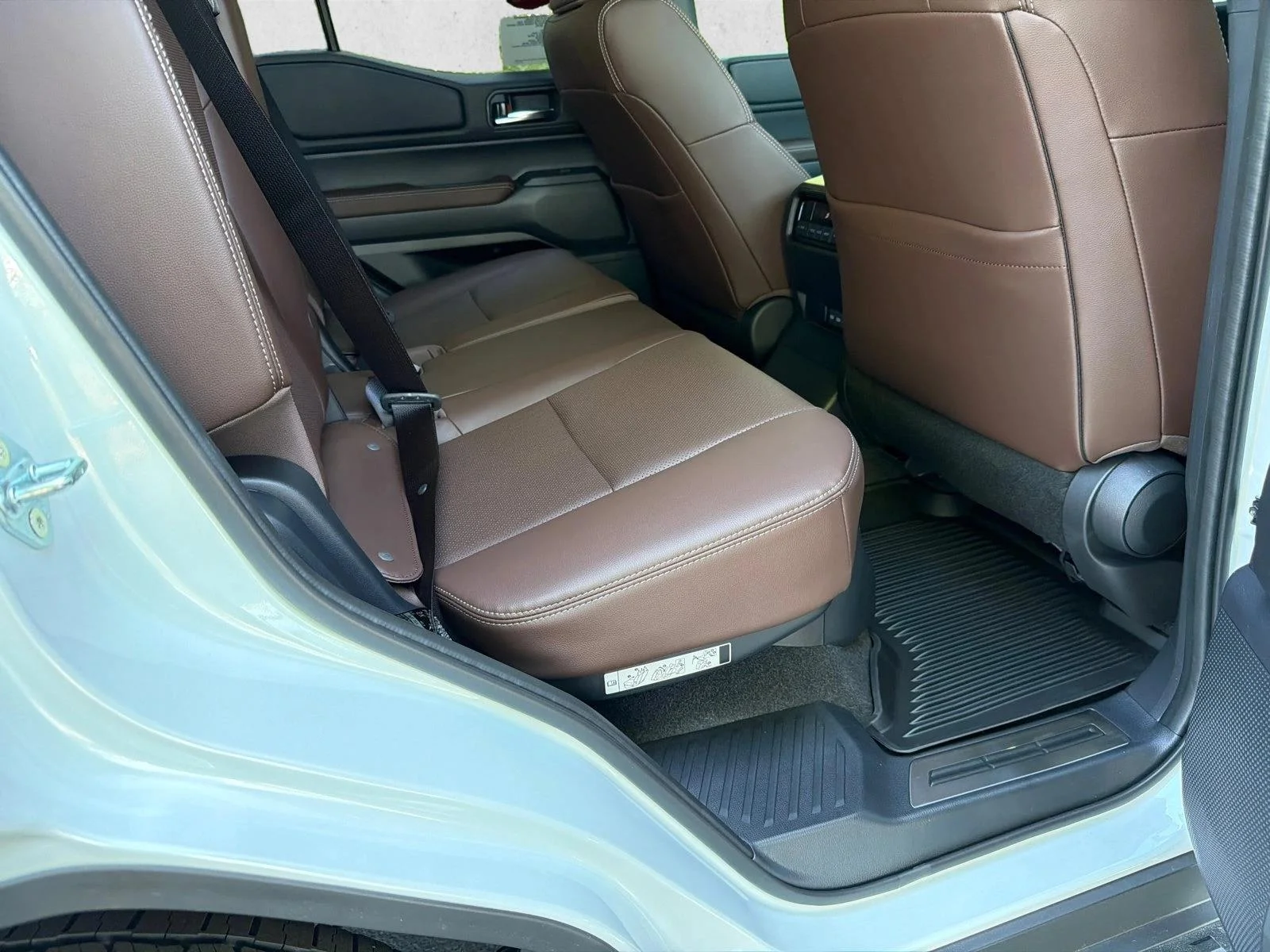 New 2027 Wind Chill Pearl Toyota Land Cruiser image 15