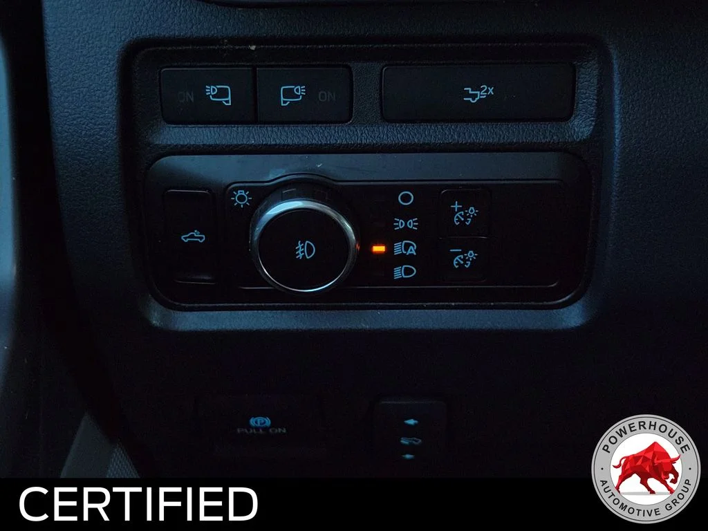 Used 2024 Gray Ford Lariat image 28