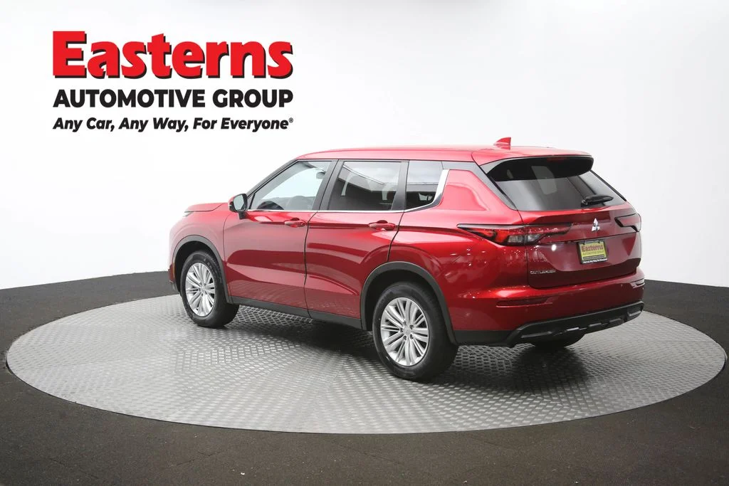 Used 2024 Red Mitsubishi ES image 63