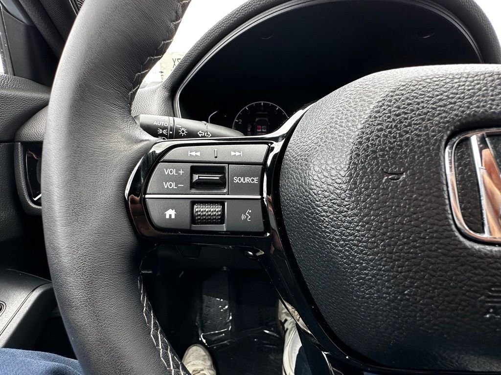 Used 2023  Honda Sport image 29
