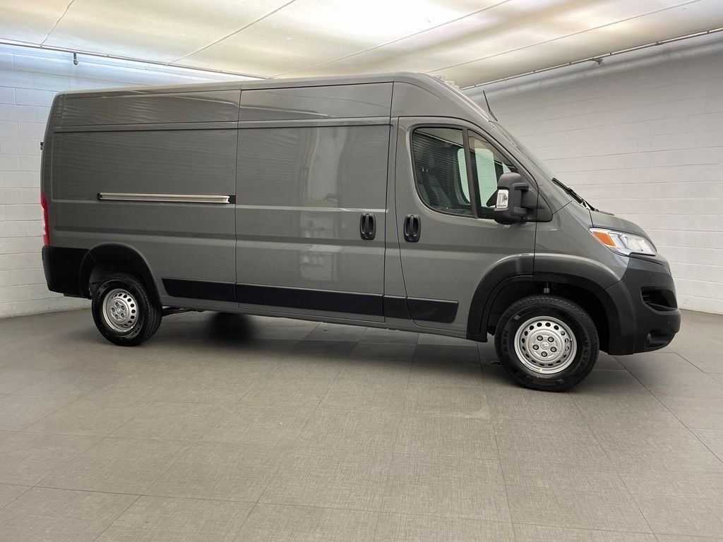 New 2026 Ceramic Gray Clear-Coat Exterior Paint RAM High Roof image 2