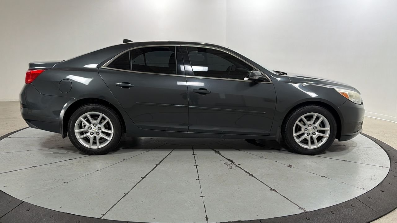 Used 2014 Gray Chevrolet LT image 6