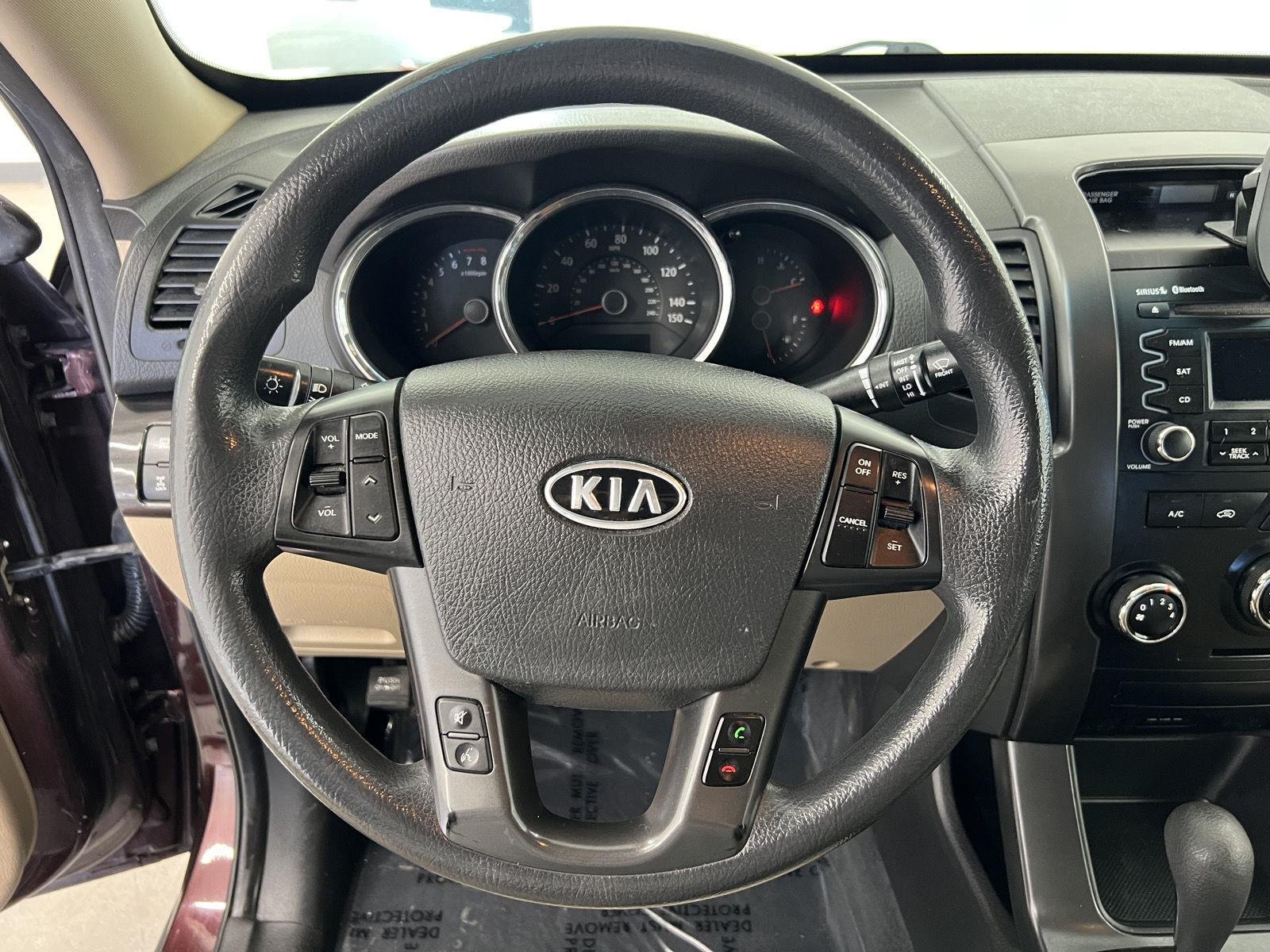 2011 Kia Sorento LX - Photo 15