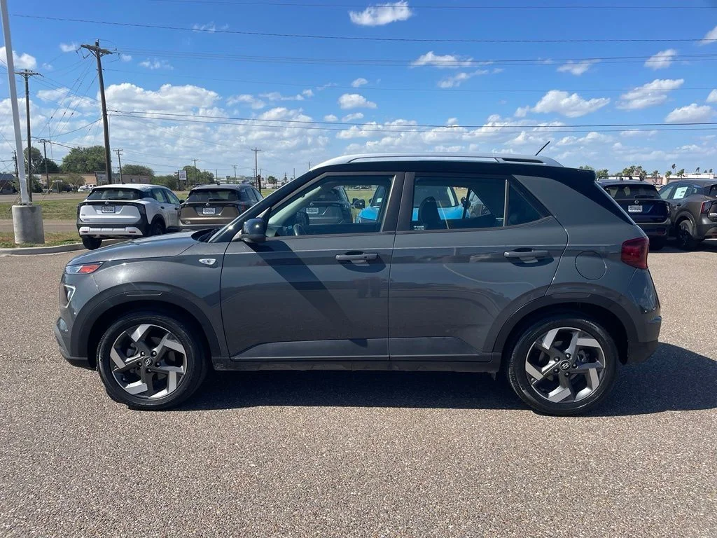 Used 2024 Gray Hyundai Limited image 4