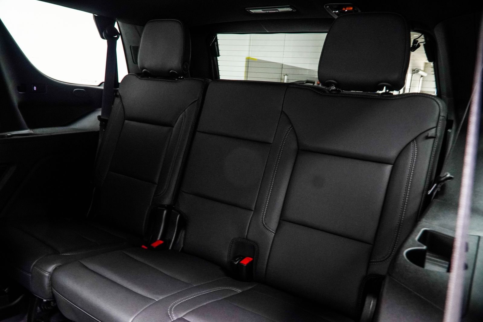 Used 2023 Black Chevrolet Z71 image 48