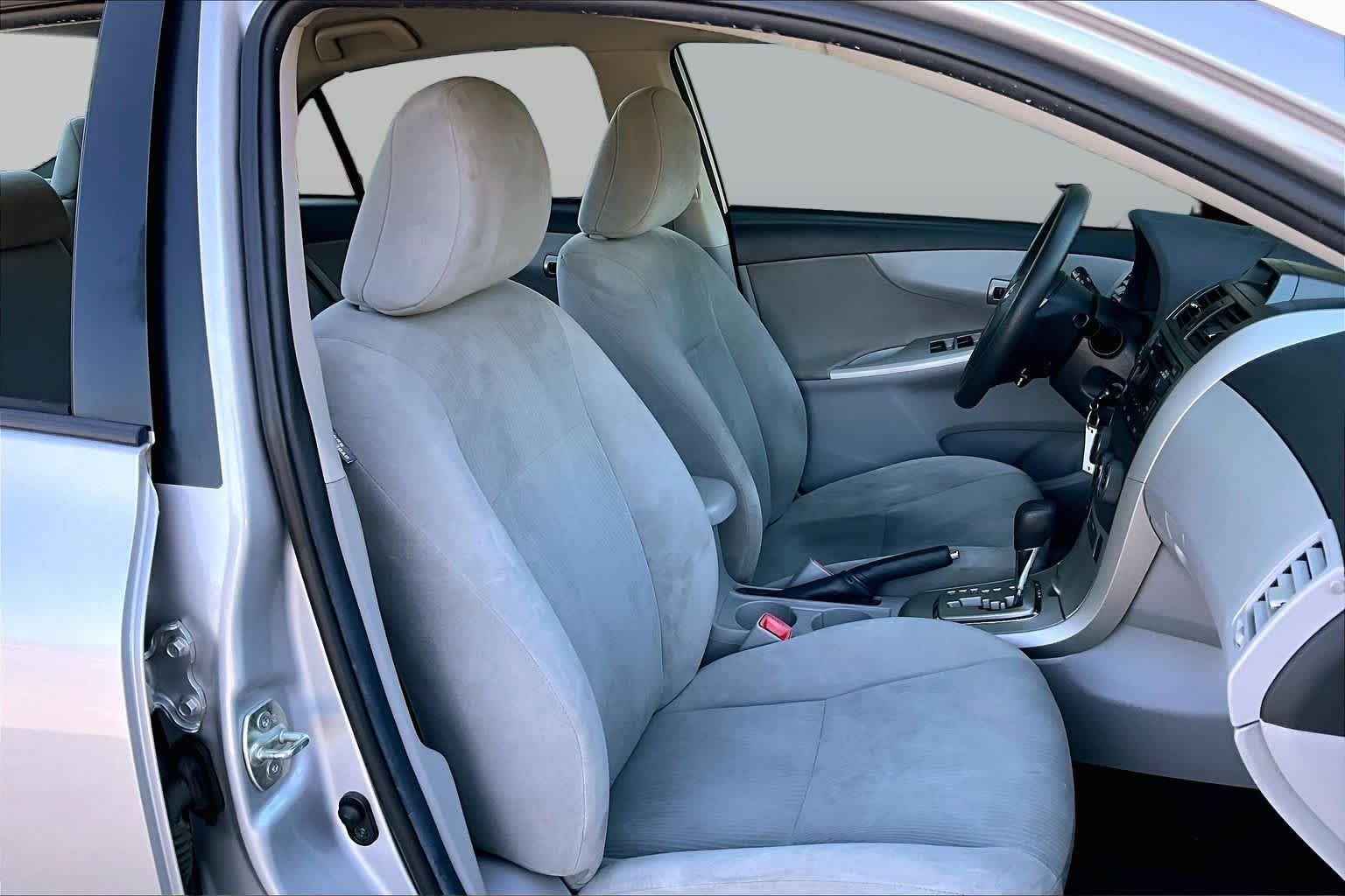 Used 2012 Classic Silver Metallic Toyota LE image 8
