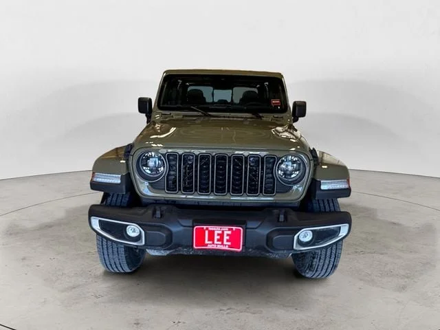 New 2026 41 Jeep SAHARA 4X4 image 9