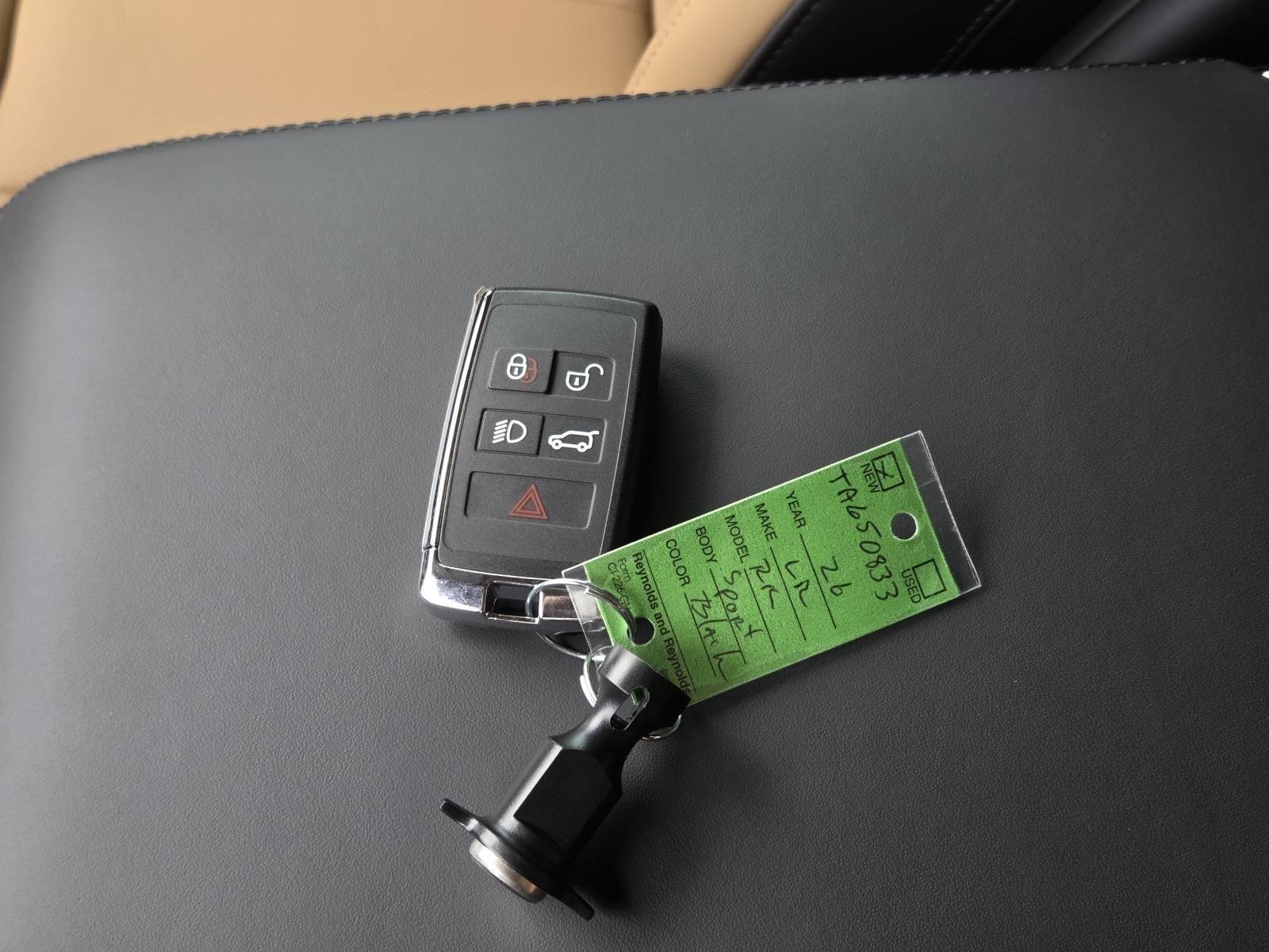 New 2026 Santorini Black Land Rover Dynamic SE image 42