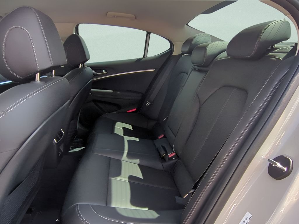 2026 GENESIS G70 Standard - Photo 13