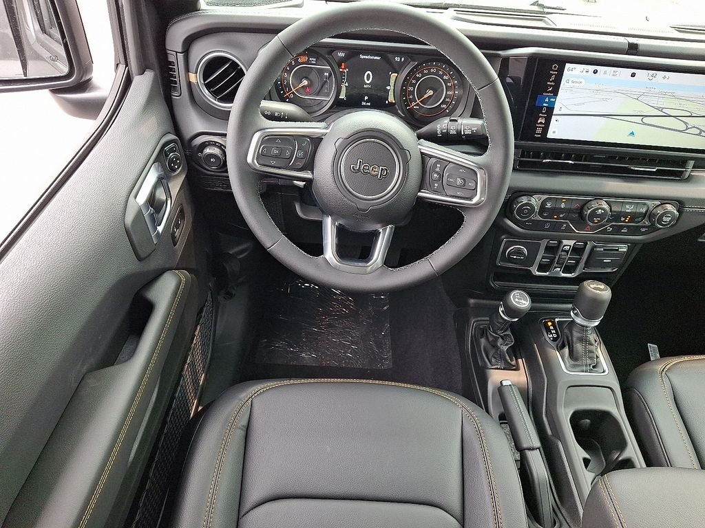 New 2026 Granite Crystal Metallic Clear-Coat Exterior Paint Jeep Sahara image 6