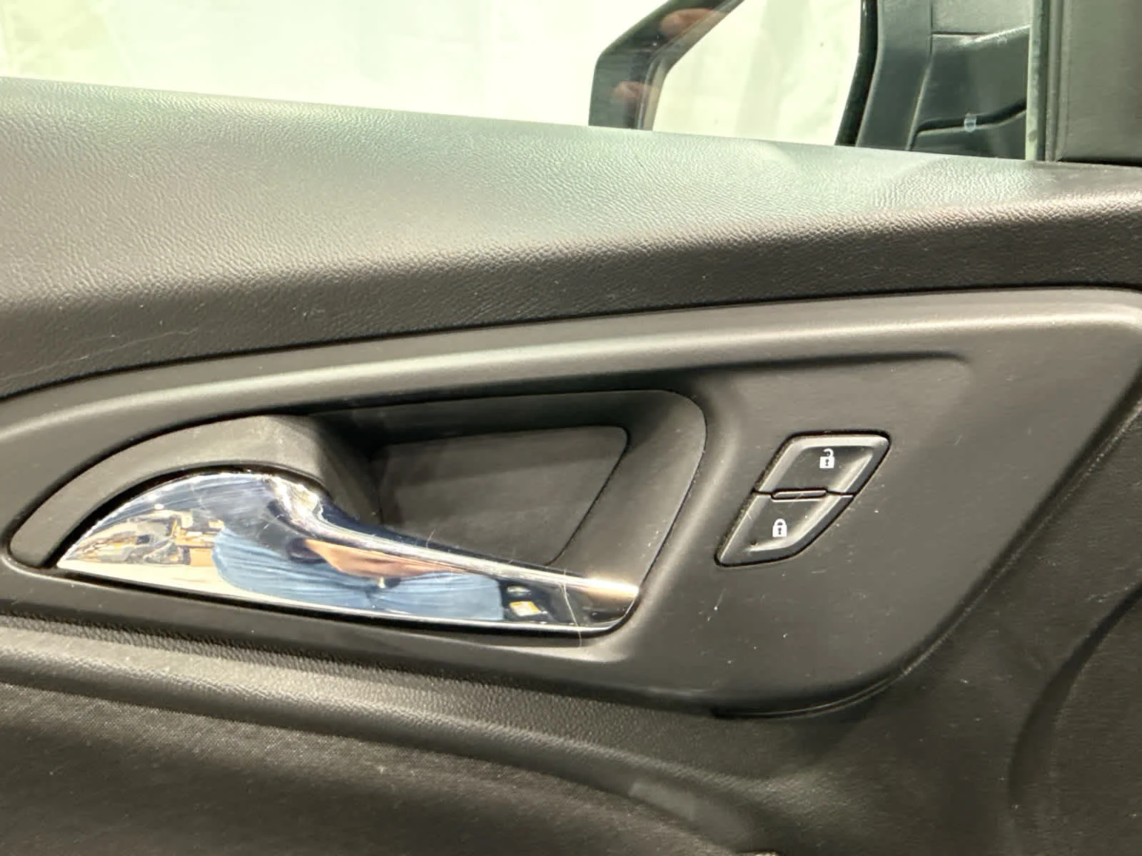 Used 2022 DARK ASH METALLIC Chevrolet LS image 15