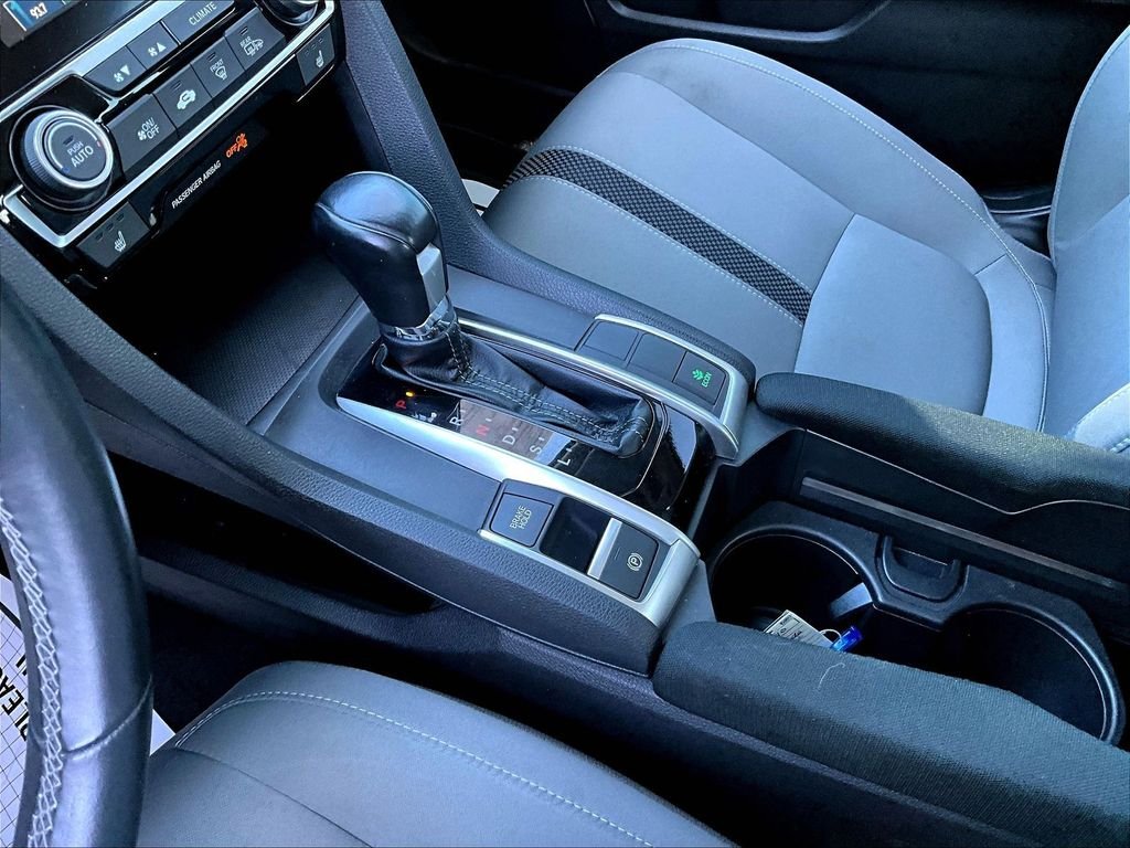 Used 2021  Honda EX image 19