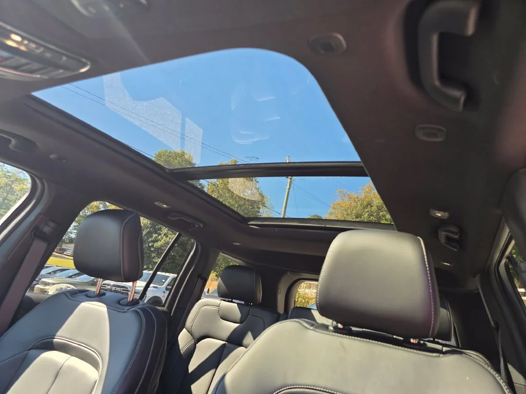 New 2027 Black Jeep Limited image 12