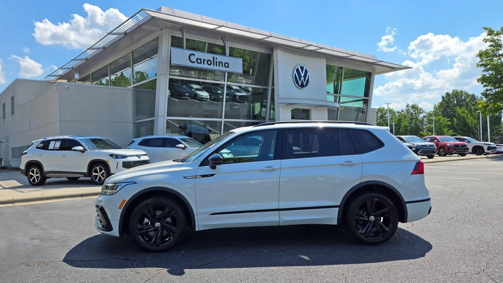 Certified Used 2023 Opal White Pearl Volkswagen SE R-Line Black image 2