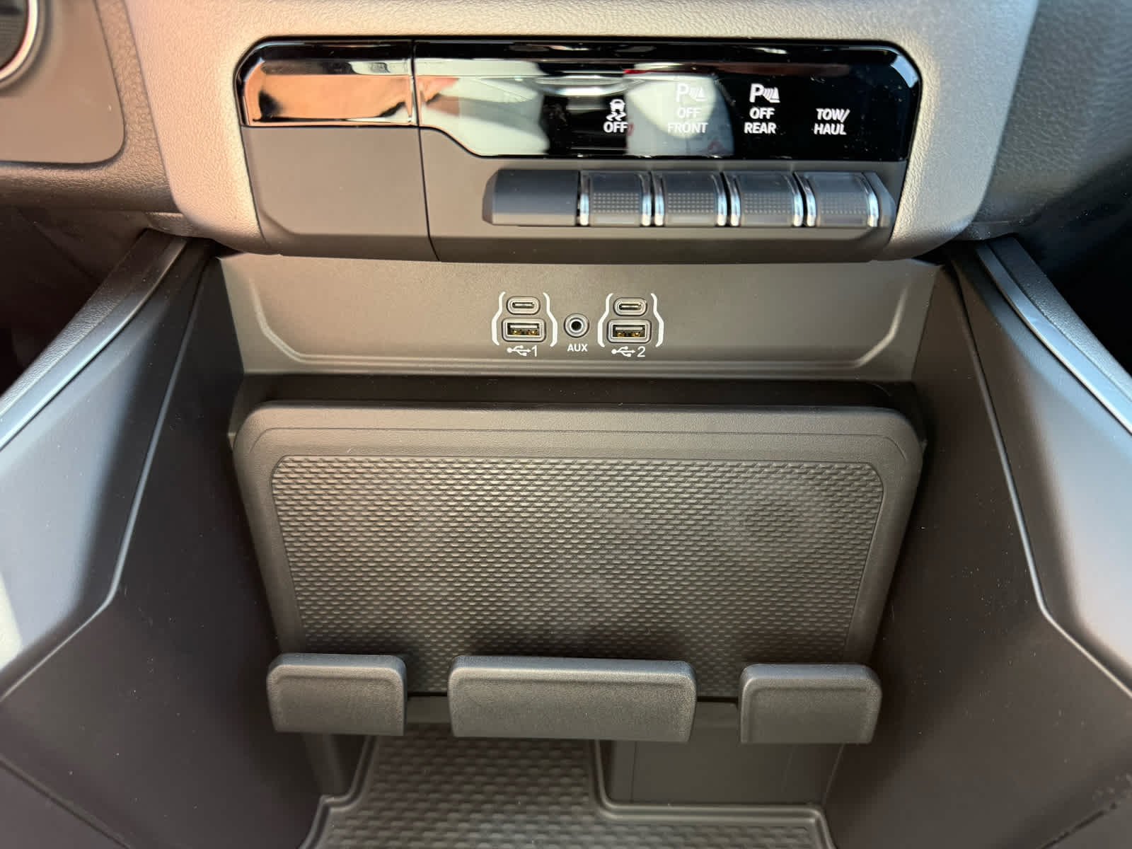 New 2026 Bright White Clearcoat Ram Express image 21