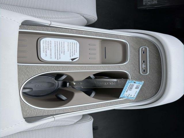 New 2027 Blue Hyundai SEL Premium FWD image 26
