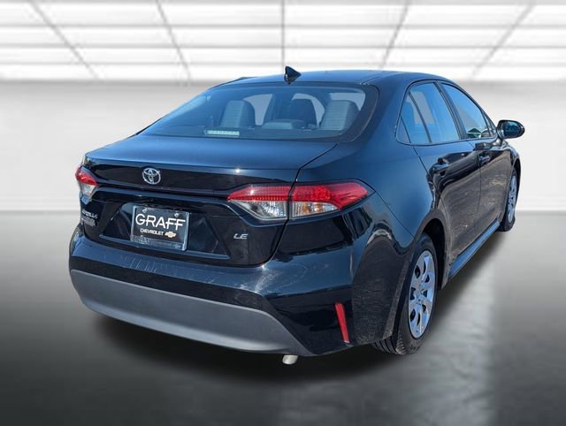 Used 2024  Toyota LE image 27