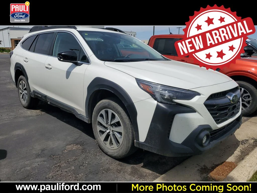2024 Subaru Outback Premium's photo