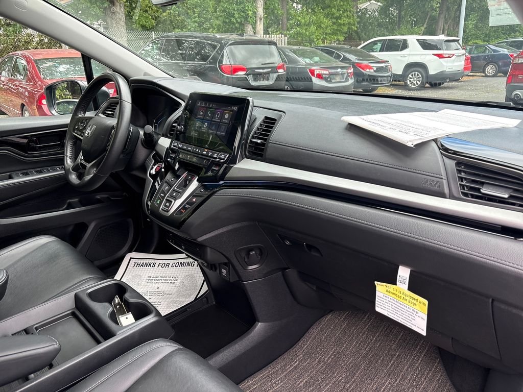 Used 2024 Gray Honda Touring image 35