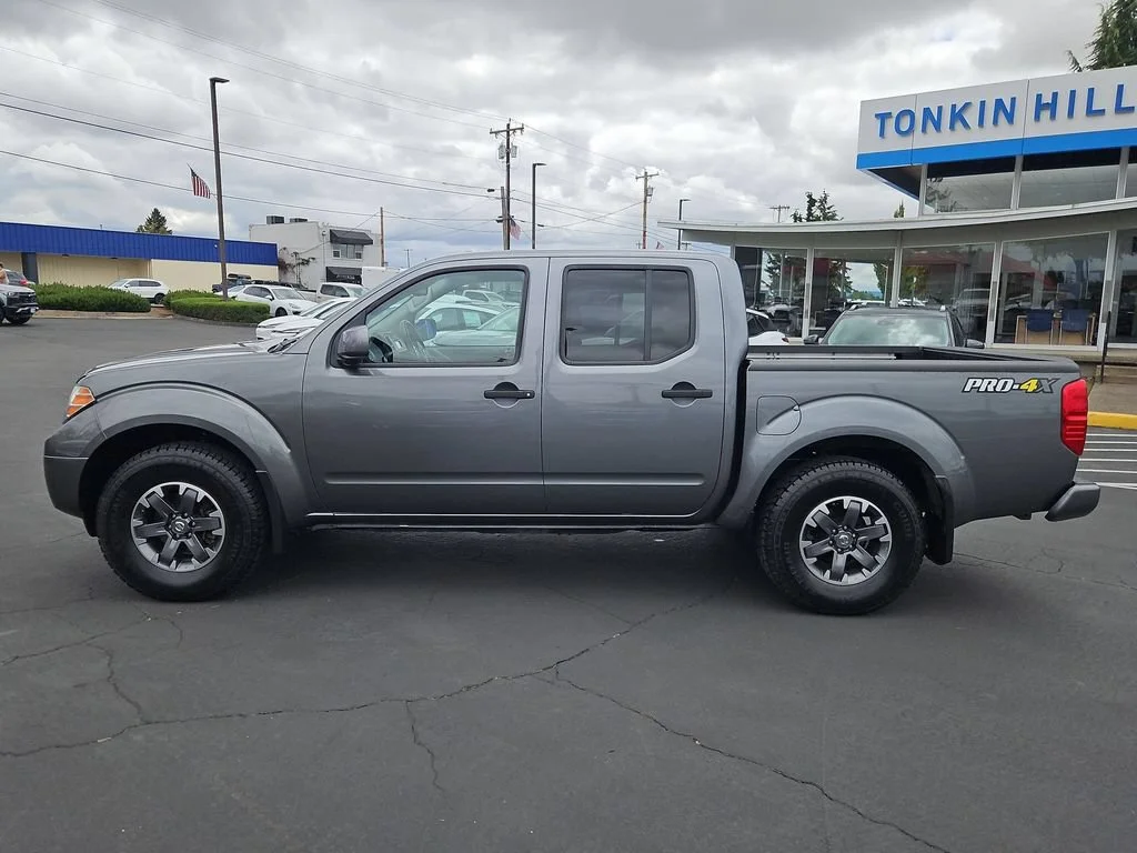 Used 2018 Gray Nissan PRO-4X image 3