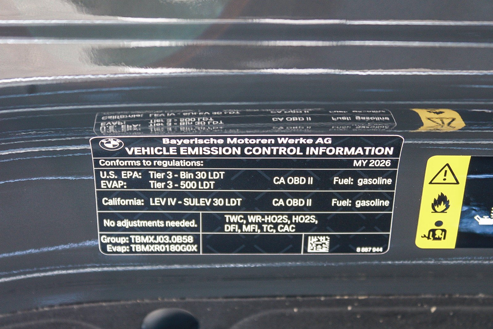 New 2026 Dravit Grey Metallic BMW xDrive40i image 27