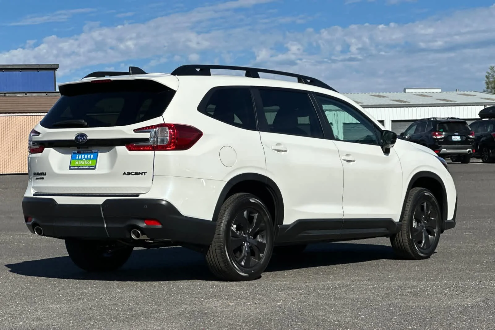 New 2026 CRYSTAL WHITE PEARL Subaru Premium 7-Passenger image 3