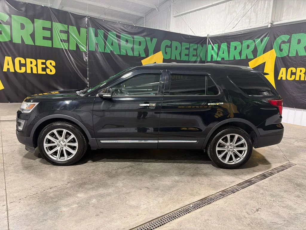 Used 2017 Shadow Black Ford Limited image 3