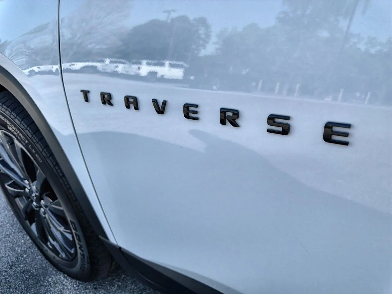 Used 2023 Summit White Chevrolet RS image 27