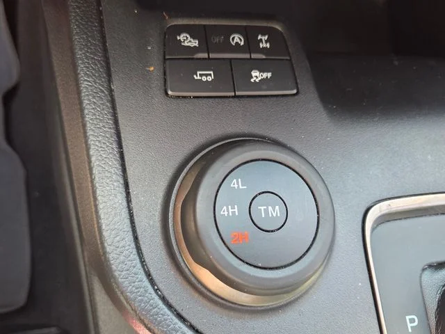 Used 2021 Blue Ford XLT image 22