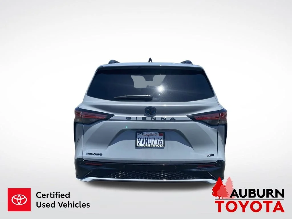 Used 2025 Cement Toyota XSE image 8
