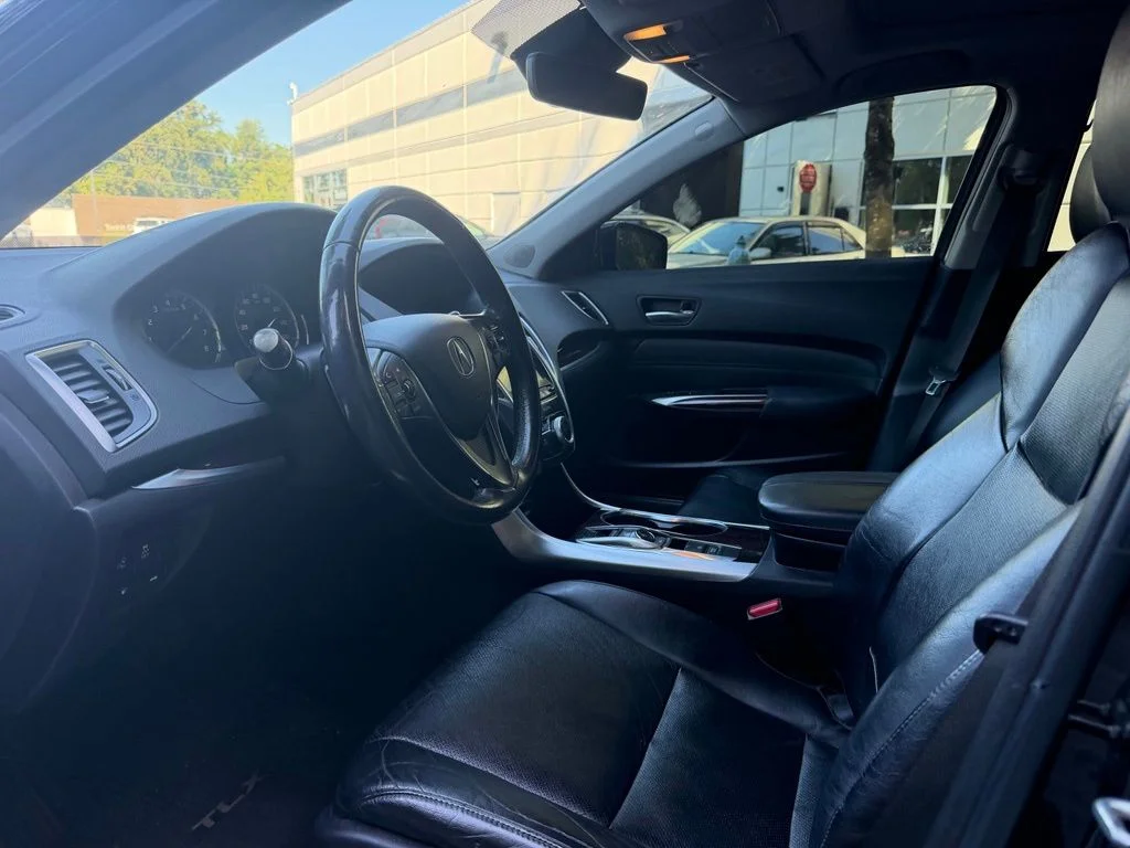 Used 2015  Acura V6 Tech image 14