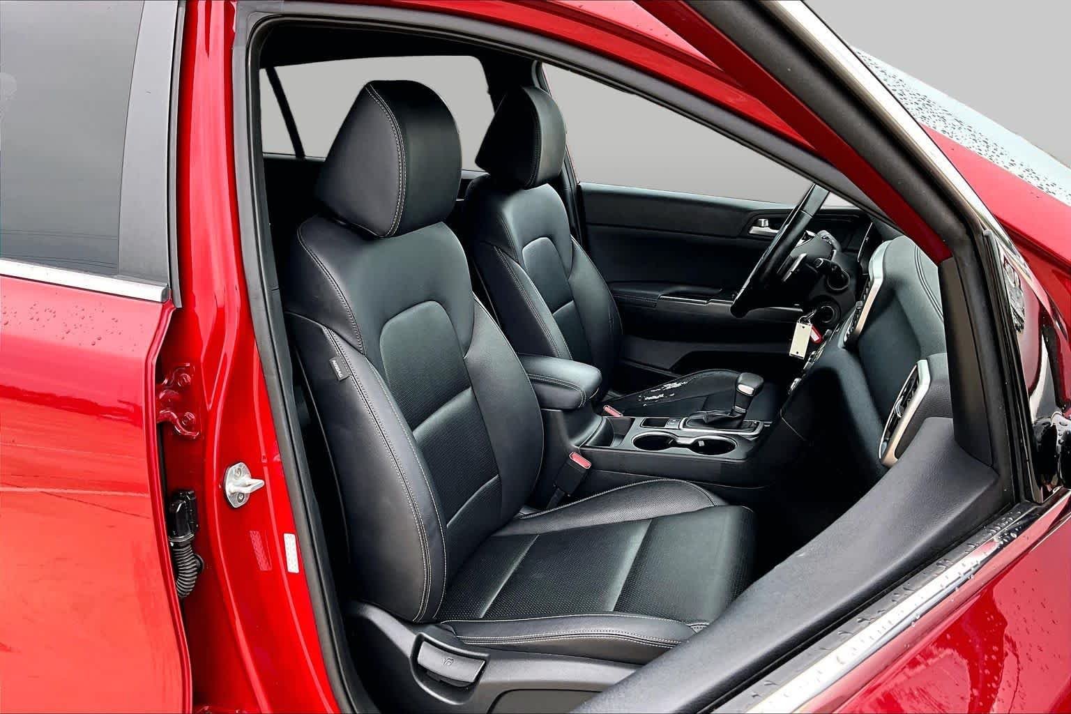 Used 2020 Hyper Red Kia S image 9