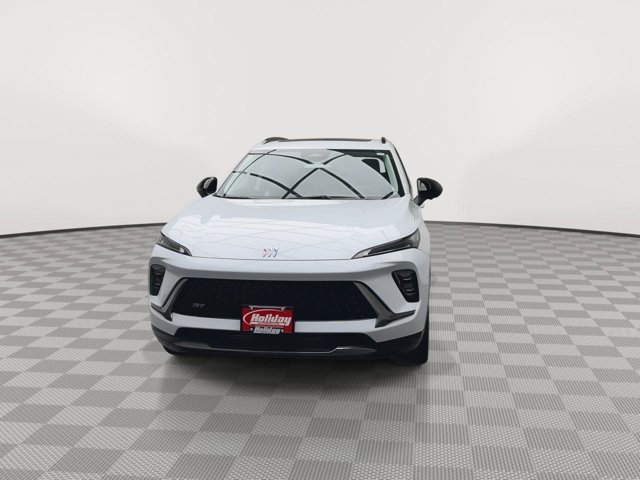 Used 2026 Iridescent White Tricoat Buick Sport Touring image 43