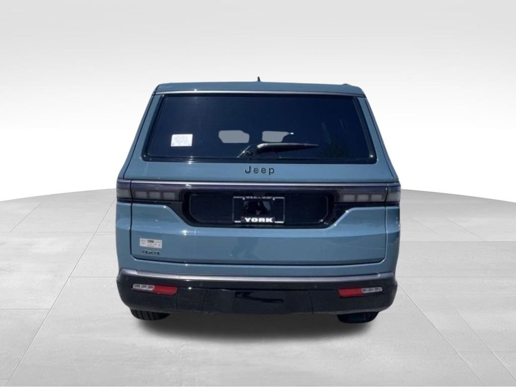 New 2026 Steel Blue Exterior Paint Jeep Summit Reserve image 4