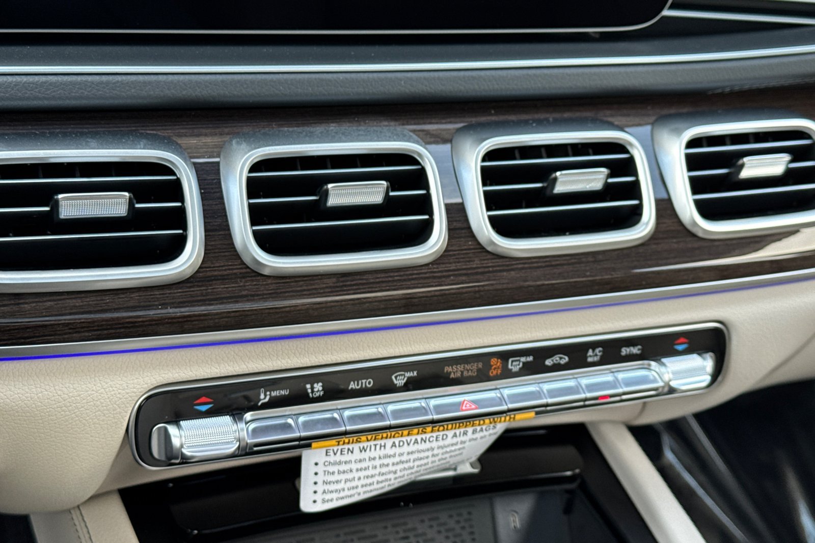 New 2026 Polar White Mercedes-Benz GLS 450 image 19
