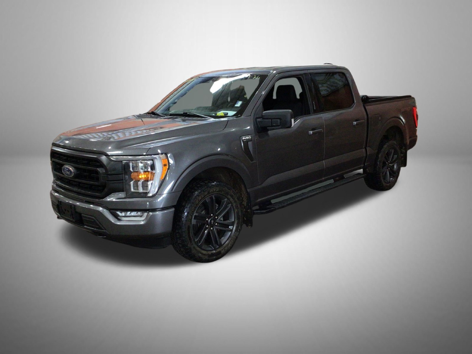 Used 2022 Gray Ford XLT image 1