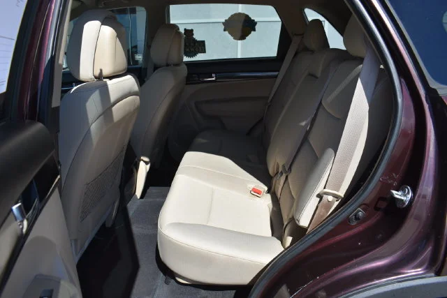 Used 2013 Red Kia LX image 13