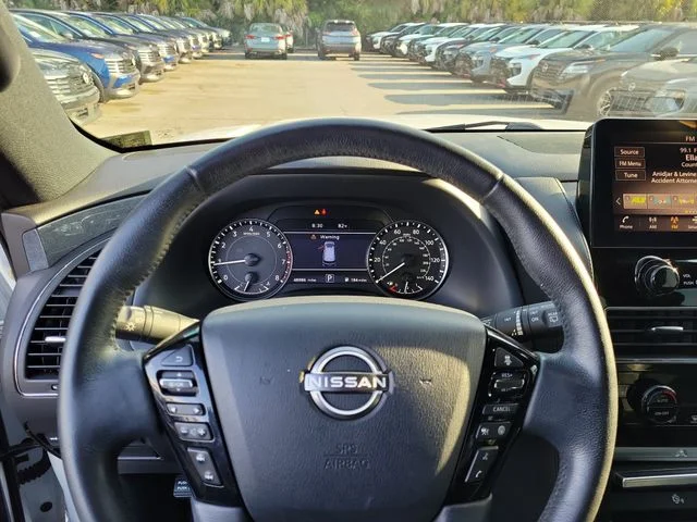 Used 2022 White Nissan SL image 26