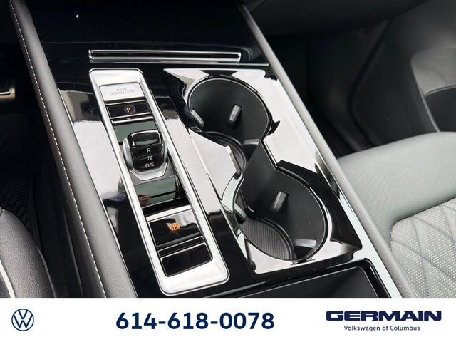 New 2026 Deep Black Pearl Volkswagen SEL Premium R-Line image 31