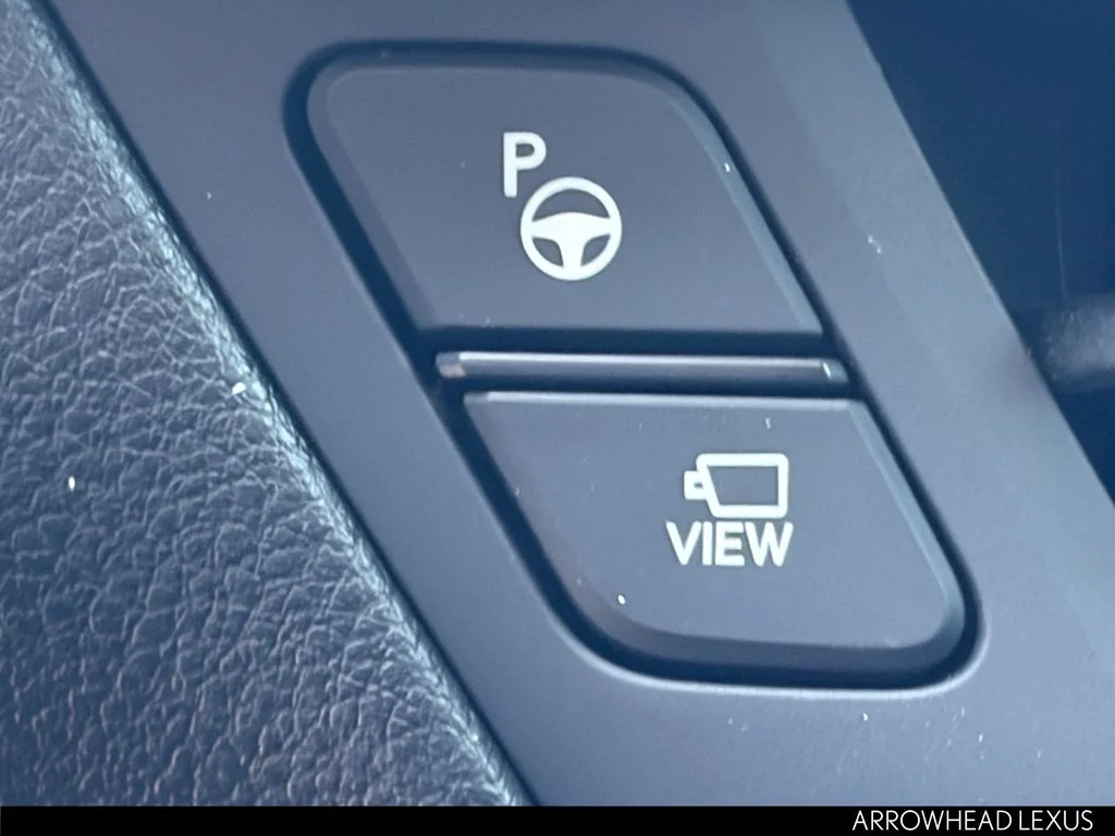 Used 2025 Black Lexus 350h Luxury image 36