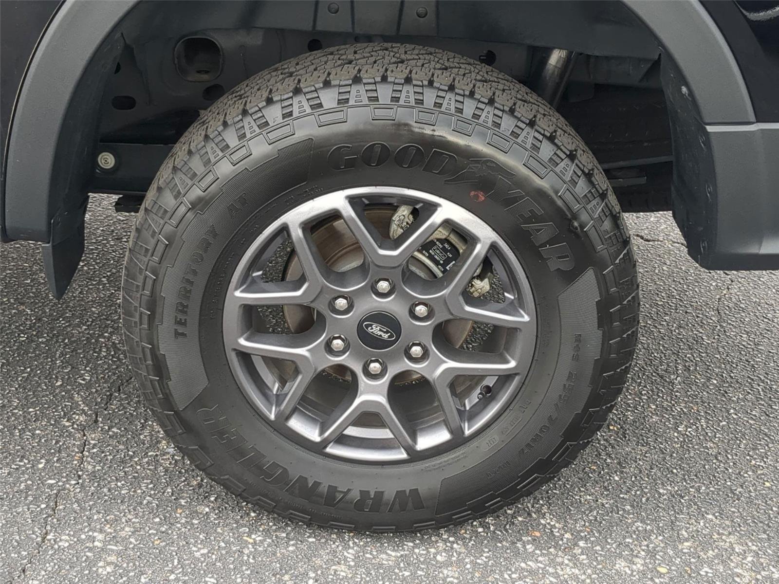 Used 2025 Shadow Black Ford XLT image 11