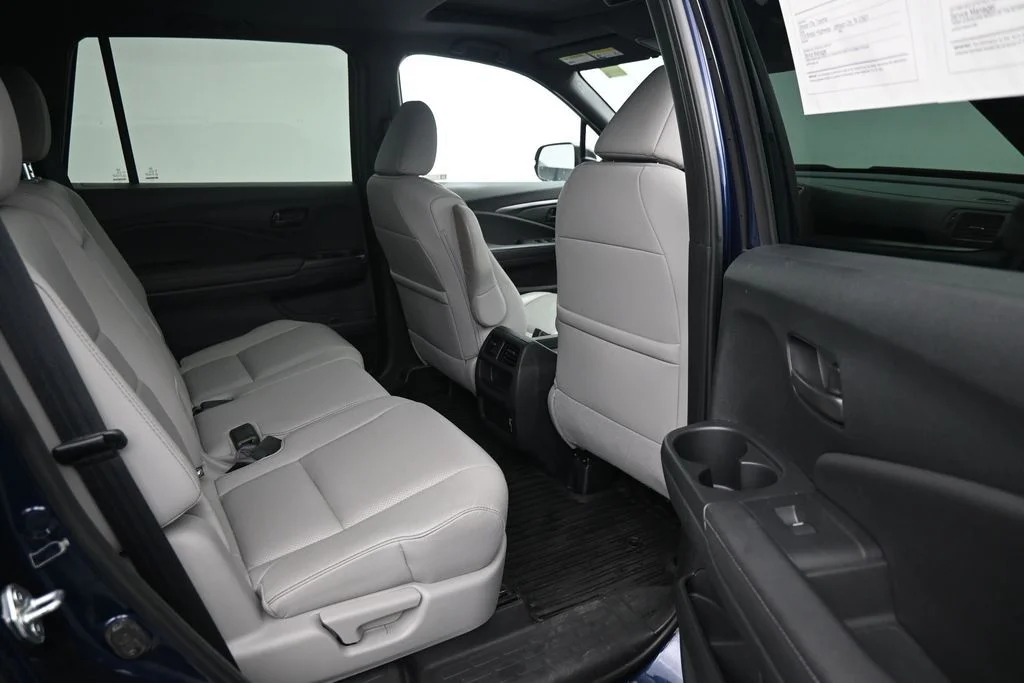 2023 Honda Passport EX-L - Photo 12