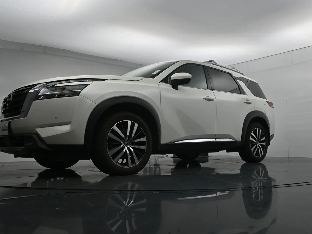 2023 Nissan Pathfinder Platinum - Photo 38