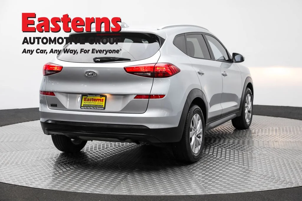 Used 2019 Silver Hyundai Value image 5