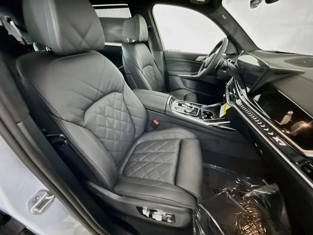 New 2027 Gray BMW xDrive40i image 31